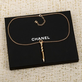 [香奈兒 CHANEL 鉛筆項鍊]25k最值得買的居然是鉛筆 [哇][哇]造型