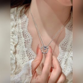 C1001香奈兒菱格珠珠點鑽項鍊，熱銷款 閃亮亮的進口锆石 折射出耀眼的火彩 市