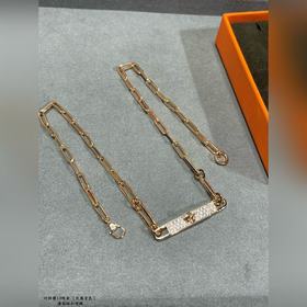 a025 V金材質 加厚版，愛馬仕皮帶紐扣項鍊，高碳鑽 太考驗師傅的手藝了 要确