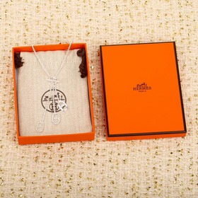 210832[我們出品]豬鼻子項鍊，量大咨詢客Fu 這段故事始于1938年，當