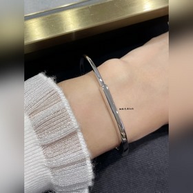 T831 V金材質 Tiffany蒂芙尼any 蒂芙尼細版光面lock鎖頭手镯