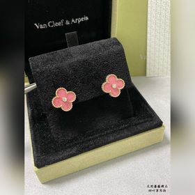 V0137 V金材質 VCA天然薔薇輝石四葉草耳釘 版型超級正，花型正底端工藝，