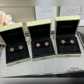 V0133 VCA高級紅玉髓四葉草耳拍 市場高級版 1：1版本高端定制 vca梵