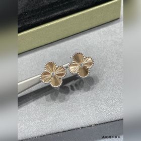 V117 VCA 2026聖誕款車花四葉草耳拍 高級精工版本 四葉草 此系列設