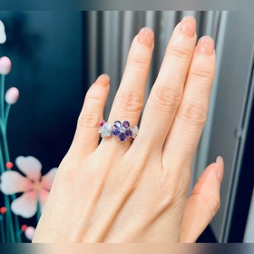 V0806碼數：678。VCA彩鑽花卉戒指 仲夏夜之夢系列之 一見傾心 再見鐘