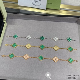 [V金 ]VV22V金鍍咪金 VCA天然孔雀石間隔鑽五花四葉草手鍊 四葉草 此