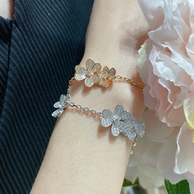 (碼數：16.17)VCA Cleef&Arpels 高級三葉草手鍊。打破vca