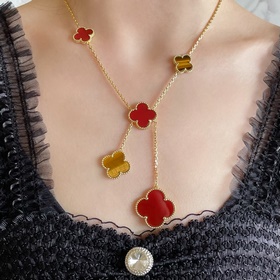 V金鍍1.0咪金 VCA高級虎眼 紅貝六花四葉草項鍊。Cleef&Arpels