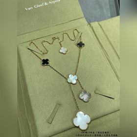 V757 V金鍍1.0咪金 VCA高級白貝 黑瑪瑙 天然灰貝六花四葉草項鍊。C
