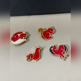 [狐狸 臘腸犬 松鼠 馬 ]新年紅色系 Vca動物胸針 狐狸 松鼠 小狗 馬 V