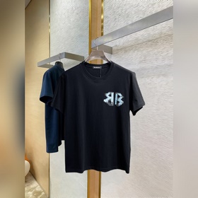 巴黎世家 三标齊全 2026夏季新款最新品短袖，專櫃同步有售，原單狠貨，時尚