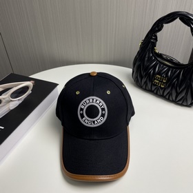 BURBERRY巴寶莉 經典網官新款經典棒球帽，簡約尚時風，男女同款！高質品，尊