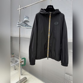 Burberry 巴寶莉  berry 巴寶莉  26ss新款格紋飾帶尼