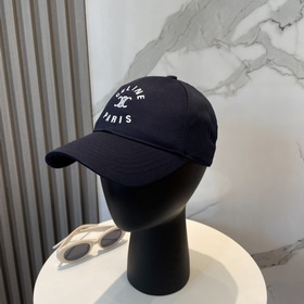 爆款CELINE(賽琳)官網代購版本。 原版1：1 定制！ 簡約字母明星同款最新