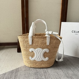 CELINE TEEN 植物材料和牛皮革柔軟經典提籃包盛夏是屬于草編包的 CEL