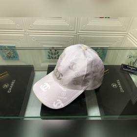 新款！！！香奈兒純棉布料四季可戴 ，實物拍攝，超A質量[拳頭]可調節大小的。配布