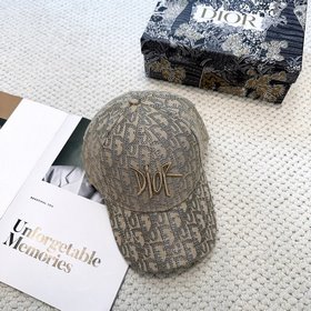 Dior(迪奧)新款原單刺繡棒球帽， 複古韻味十足，專櫃熱門新款，1：1開模訂制