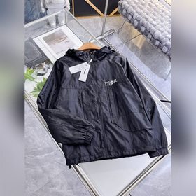 迪奧 2026開春新款夾克外套，秀場新品 品相非常完美，舒适保暖，三标齊全色澤飽