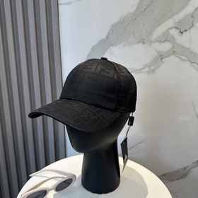 FENDI 芬迪 老花字母棒球帽 FD的老花漁夫帽真的很洋氣，超火爆的漁夫帽，看