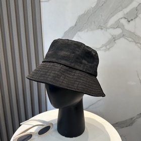 FENDI 芬迪 老花字母漁夫帽，FD的老花漁夫帽真的很洋氣，超火爆的漁夫帽，看