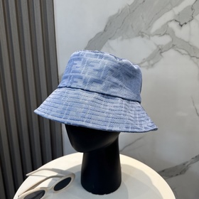 FENDI 芬迪 老花字母漁夫帽，FD的老花漁夫帽真的很洋氣，超火爆的漁夫帽，看
