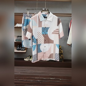 Fendi 芬迪， 時尚提花休閑外套短褲套裝 采用客供高密度棉提花材質面料，軟糯