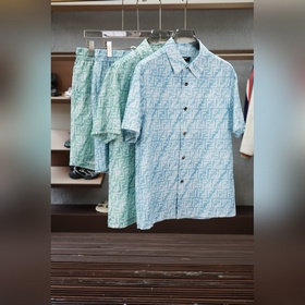 Fendi 芬迪， 時尚提花休閑外套短褲套裝 采用客供高密度棉提花材質面料，軟糯