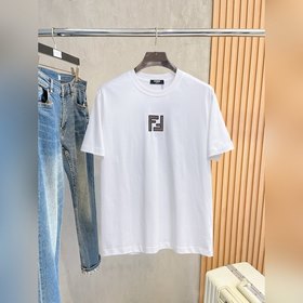 芬迪 三标齊全。 2026夏季新款最新品短袖T恤，專櫃同步有售，原單狠貨，時尚進