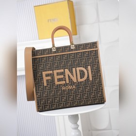 大號 FÉŃĎI TOTE 托特包 陽光手提袋 經典雙F老花包身，琥珀色雙手柄是