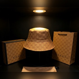 Gucci 經典GG老花漁夫帽，标志性雙G提花織紋镌刻品牌基因，焦糖棕是複古的優