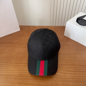 GUCCI古奇 簡約棒球帽，很潮！休閑運動款，經典制作，超級好搭衣服！