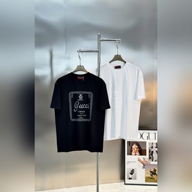 Gucci古奇26s新品印花短袖T恤.男女同款 Gucci這款印花短袖T恤，采用