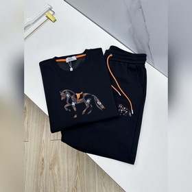 Hermes愛馬仕 春夏新款套裝，男女款 貿易公司渠道稀出，基本每一季都會有它的