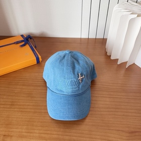 早春新品 LV路易威登棒球帽 輕盈透氣。完美版型，獨家實物拍攝，男女适用
