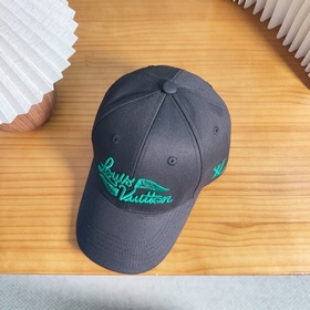 路易威登棒球帽LouisVuitton 新款LV棒球帽，重工打造 完美刺繡，高端