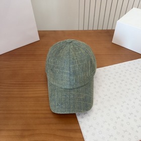 路易威登棒球帽LouisVuitton 新款LV棒球帽，重工打造 完美刺繡，高端