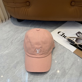路易威登棒球帽LouisVuitton 新款LV棒球帽，重工打造 完美刺繡，高端