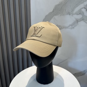 路易威登棒球帽LouisVuitton 新款LV棒球帽，重工打造 完美刺繡，高端