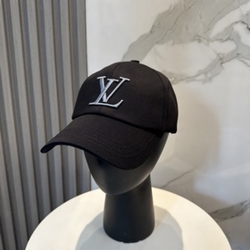 路易威登棒球帽LouisVuitton 新款LV棒球帽，重工打造 完美刺繡，高端