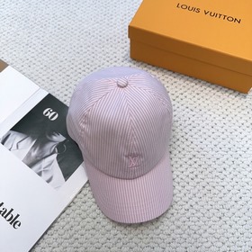 路易威登棒球帽LouisVuitton 新款LV棒球帽，重工打造 完美刺繡，高端