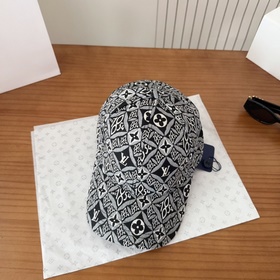 路易威登棒球帽LouisVuitton 新款LV棒球帽，重工打造 完美刺繡，高端