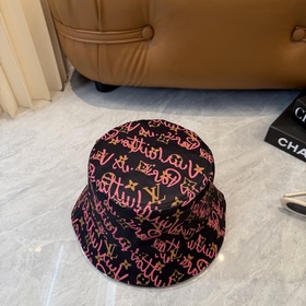 lv 路易威登很火的一款雙面佩戴塗鴉漁夫帽 簡約大氣 高逼格好物~格調有個性 L