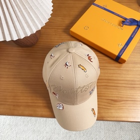 路易威登棒球帽LouisVuitton 新款LV棒球帽，重工打造 完美刺繡，高端