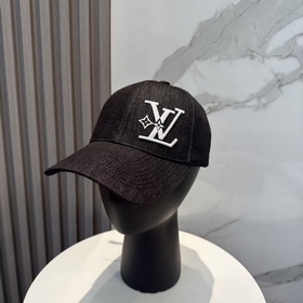LV(路易威登)原單棒球帽， 洗水牛仔，專櫃1：1開模訂制，原版牛仔布料+頭層牛