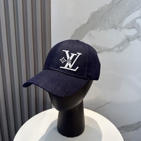 LV(路易威登)原單棒球帽， 洗水牛仔，專櫃1：1開模訂制，原版牛仔布料+頭層牛
