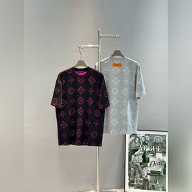 驢牌*LV經典Monogram提花T恤，雙層超薄提花工藝.高品質棉質面料柔軟透氣
