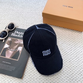 [Miumiu缪缪]高版本新款訂單款刺繡棒球帽 大牌款超好搭配，趕緊入手！