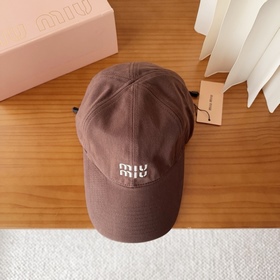 miumiu 缪缪秋冬新品棒球帽 原單正品開模訂制，原版做工細緻質量超贊！