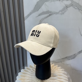 MiuM缪缪秋冬新款燈芯絨棒球帽 mium燈芯絨棒球帽 簡約，經典，耐看！ 遮陽