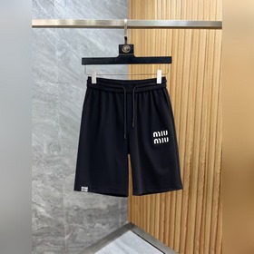 miumiu 缪缪 2026夏季新款 原單專櫃休閑短褲，奢華經典品牌原版LOGO